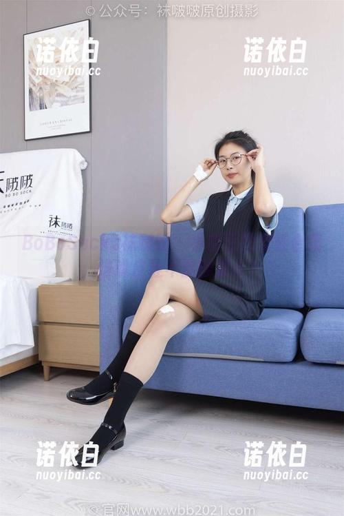 BoBoSocks袜啵啵-小甜豆 BoBoSocks袜啵啵 - 小甜豆的皮鞋合集:谁说皮鞋不能翻跟斗?