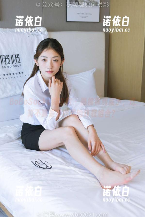 BoBoSocks袜啵啵-稚予 BoBoSocks袜啵啵 - 黑棉袜和稚予,这算不算是美图界的炸裂组合?
