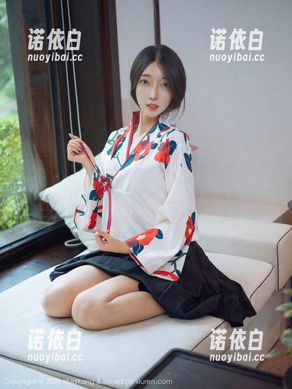 HuaYang花漾-媛媛酱belle HuaYang花漾 - 媛媛酱belle:看她女王般的美图,心里是怎么想的呢?