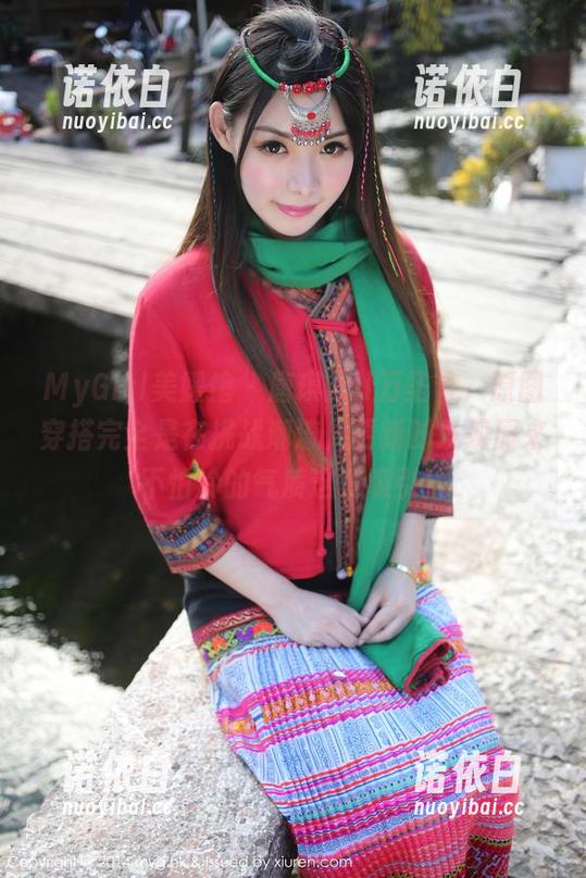MyGirl美媛馆-唐琪儿il MyGirl美媛馆 - 唐琪儿il万圣节,原图穿搭完全是在挑战潮流,更新时发现原来不怕冷的气质这么吸引!
