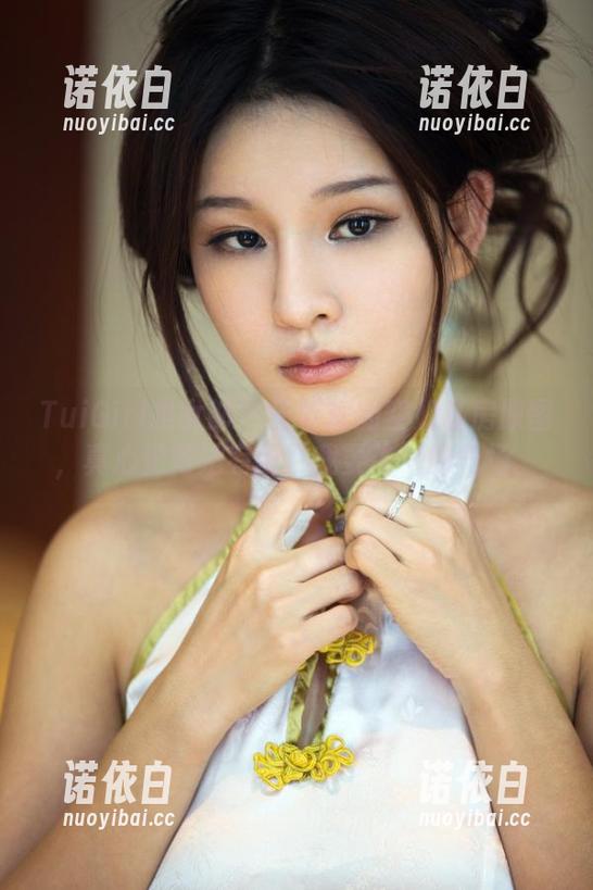 TuiGirl推女郎-王馨瑶 TuiGirl推女郎 - 王馨瑶的空姐私房原图,真心觉得她有股“我要飞”的气场。