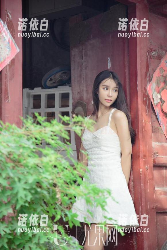 UGirls尤果网-李凌子 UGirls尤果网 - 高清版李凌子女友,这个不简单,摄影师真会戳心窝子。