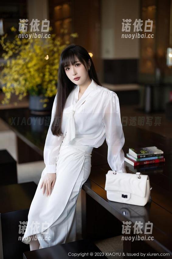 XIAOYU语画界 - 冯木木的夏日透明写真，与空气散步