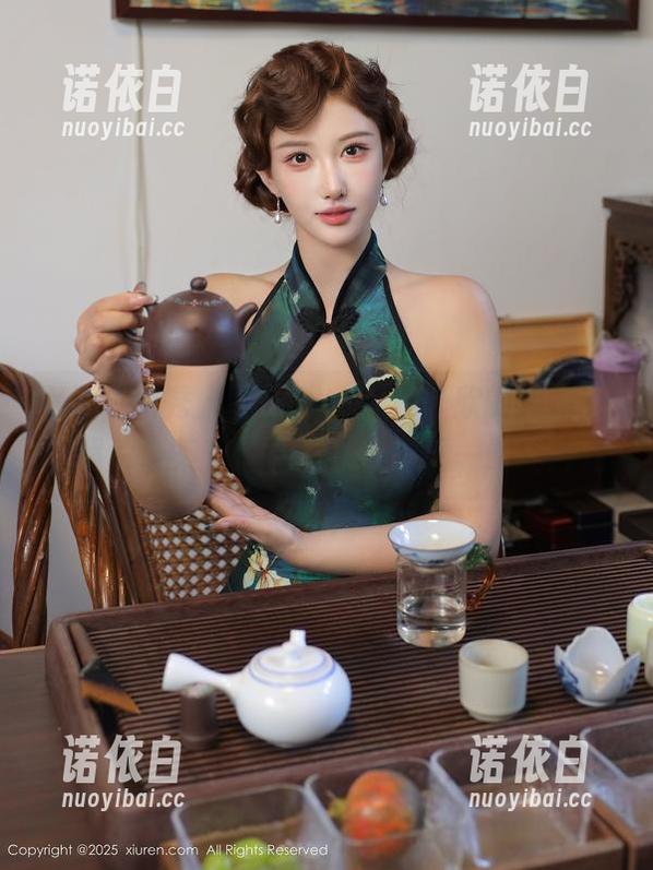 Xiuren秀人网 - Betty林子欣的旗袍高清照片合集，总有一种再多看一眼的冲动