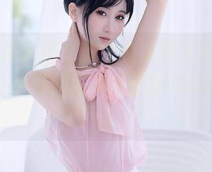 Xiuren秀人网 - 整个秋冬都在找毛衣，Jennifer小若的写真集是最好选择，快来下载！