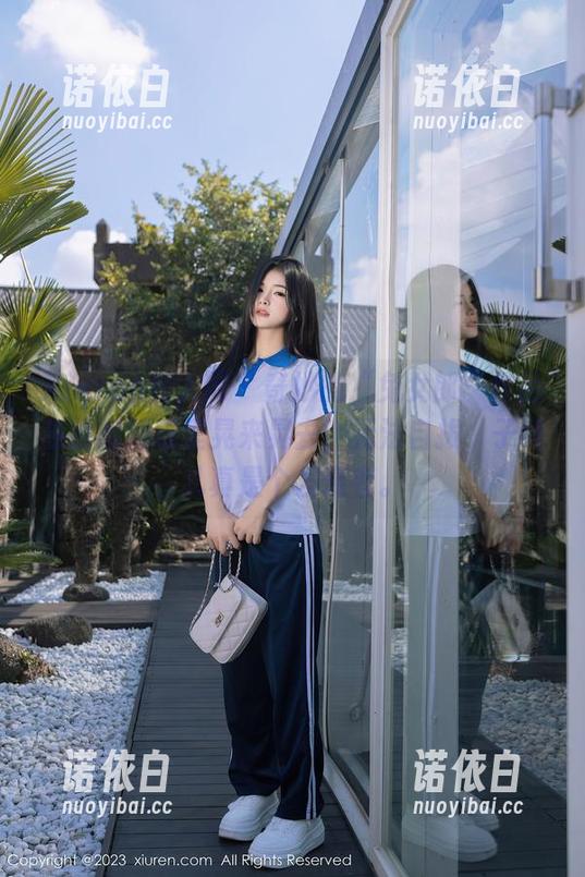 Xiuren秀人网-子纯儿 Xiuren秀人网 - 奇妙的“兔女郎”作品在我的视线里晃来晃去,无法自拔,子纯儿真是个发现者。