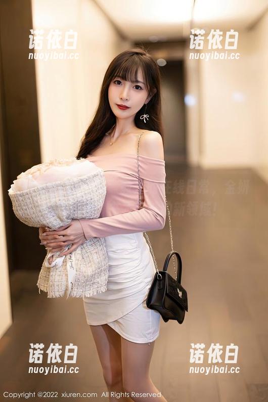 Xiuren秀人网-金妍兮 Xiuren秀人网 - 教室的在线日常,金妍兮的作品,书本之外的新领域!