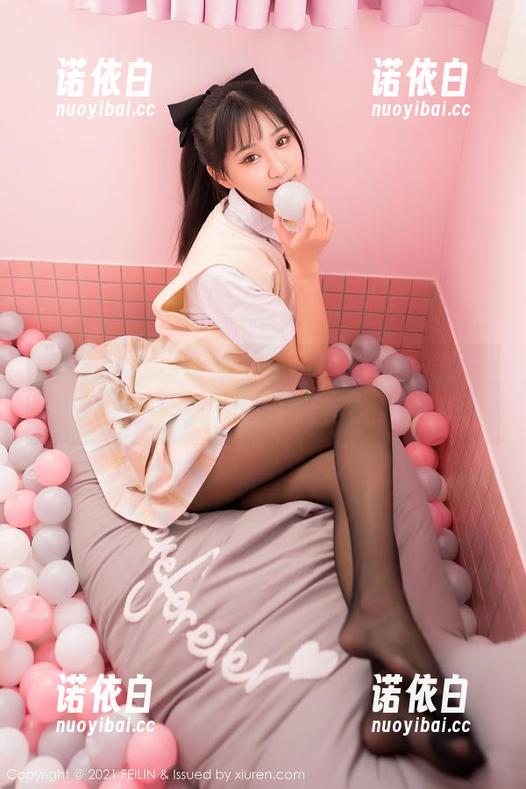 嗲囡囡-小蛮妖Yummy 嗲囡囡 - 小蛮妖Yummy自拍下载:看完你会觉得自己放飞了。
