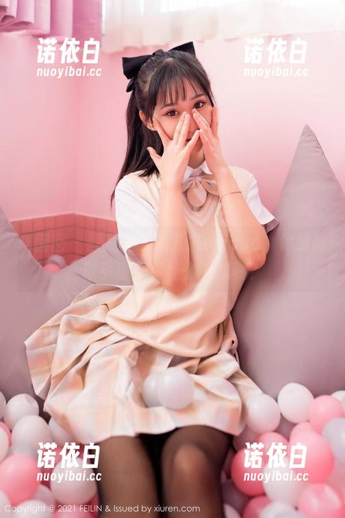 嗲囡囡 - 图片里的芷儿Momoko，体操服似乎蕴藏着什么潜规则？