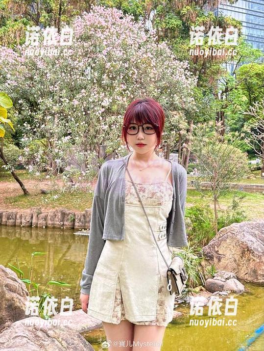 宝儿mysterial 万圣节特辑:宝儿mysterial的照片俨然活灵活现的‘惊悚传说’
