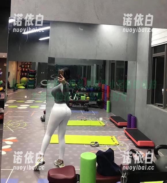 小芯酱 微密圈 - 为什么我总是忽略小芯酱的私拍?黑色的诱惑让我重拾好奇。