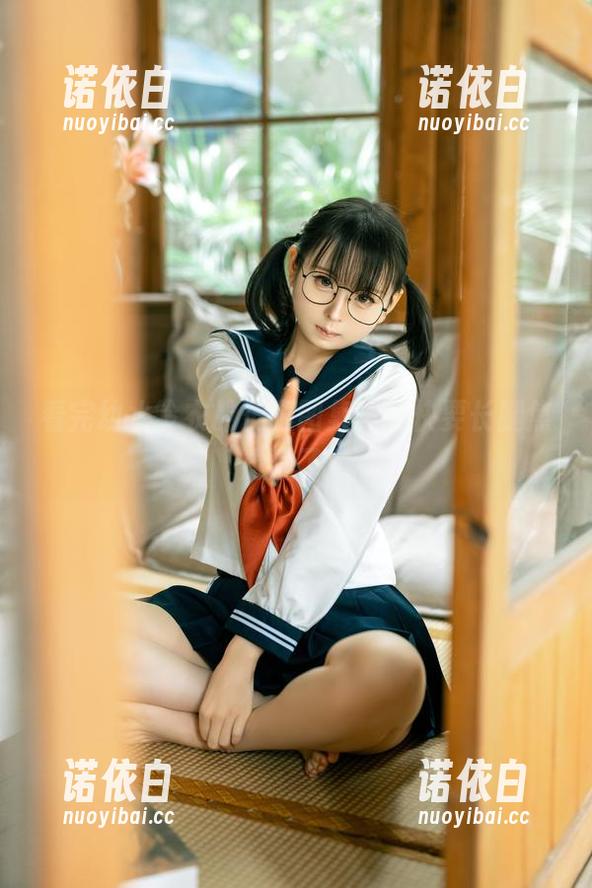 看完幼水铃衣的长腿图集，我快要长腿焦虑症了！