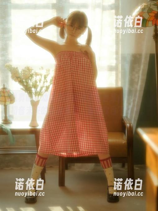 幼水铃衣 说真的,幼水铃衣的兔子洞合集很不赖,初音未来的各种姿态,看得我目不转睛。