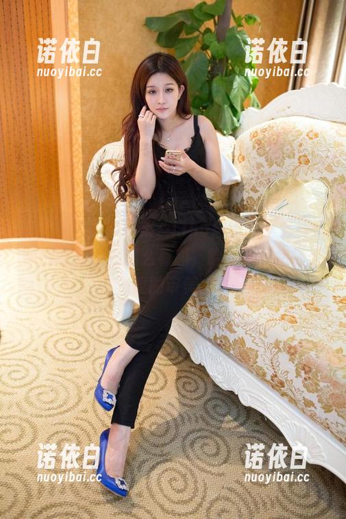 推女郎-Lina 推女郎 - 户外合集,Lina居然能把这样简单的背景拍得这么有趣,哈哈我开始怀疑我的审美。