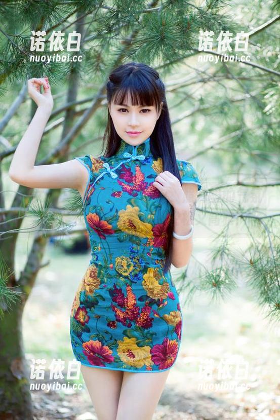 推女郎-连欣 推女郎 - 当连欣穿上旗袍,照片里的气氛就像是在聊家长里短,轻松又高雅!