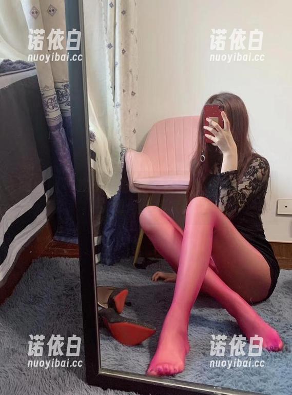 提袜少女 微密圈 - 她的职业眼镜和提袜:看提袜少女如何玩转套图