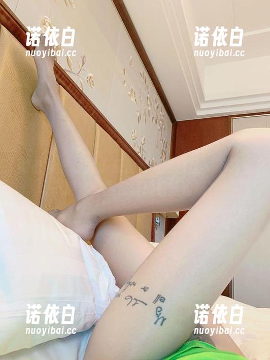 杨大乐乐很靠谱 微密圈 - 杨大乐乐很靠谱的白丝,不只是一层布,图包里藏着些啥呢?