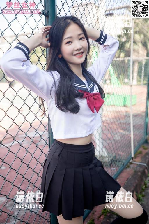 梦丝女神-苏柔 梦丝女神 - 最新写真:苏柔的棉袜展示会,我现在觉得袜子也可以当成主角,真不愧是我偶像!