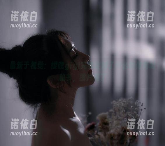 最新于视觉：樱晚gigi完美诠释了什么叫做高级秘书，图片亮了