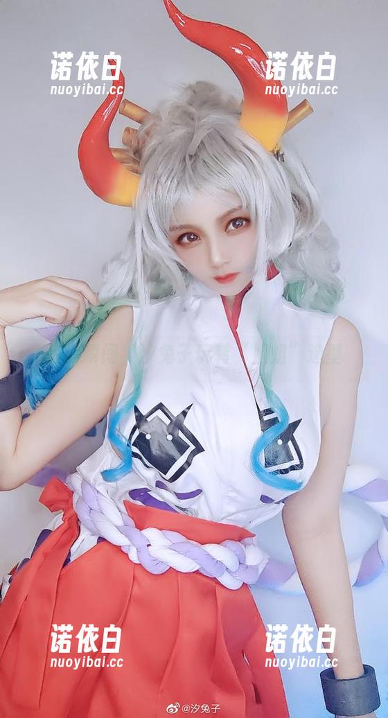 高清瞬间，汐兔子玩转“姐姐”造型
