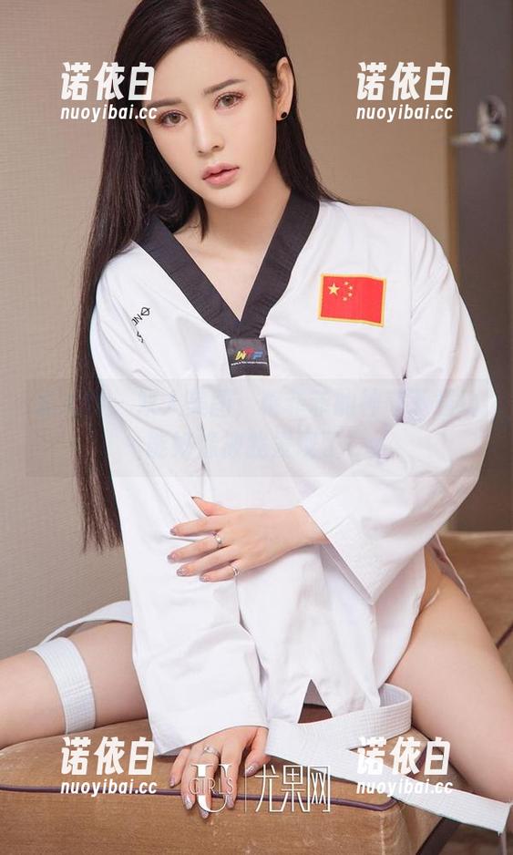 爱尤物-穆菲菲 爱尤物 - 双人美图,穆菲菲的神奇下载功能好像被我发现了!