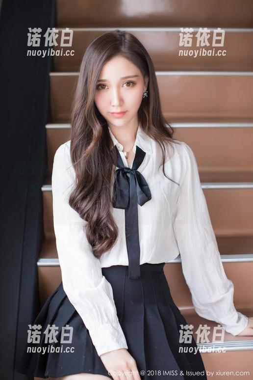 爱蜜社-莉莉Lily 爱蜜社 - 各种微妙情感,莉莉Lily的在线图集里满满的剧情线,随便都能引起些小共鸣。