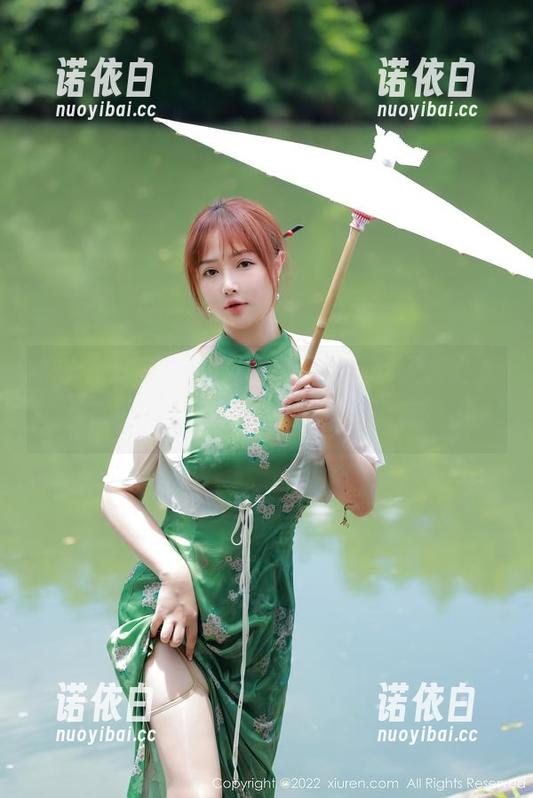 秀人网-古月小同学 秀人网 - 古月小同学的原图,双人合影里竟然如此“有爱”,来猜猜谁在场?
