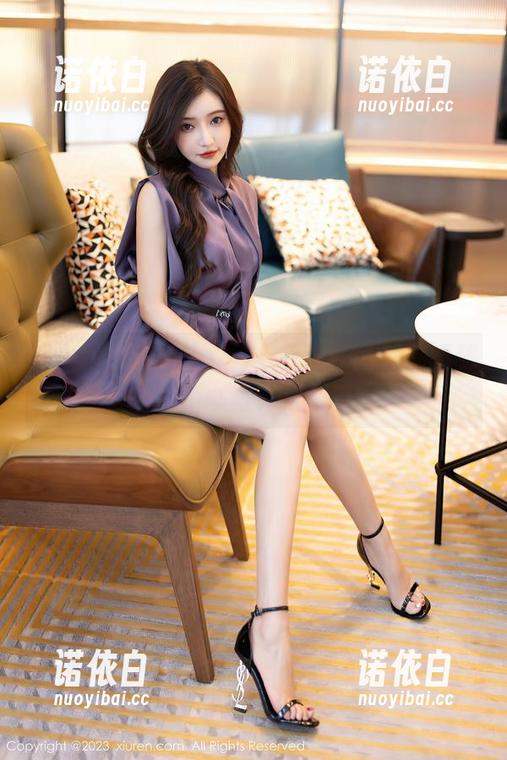 秀人网 - 透明的梦，下载苏可er的高清秘书写真吧