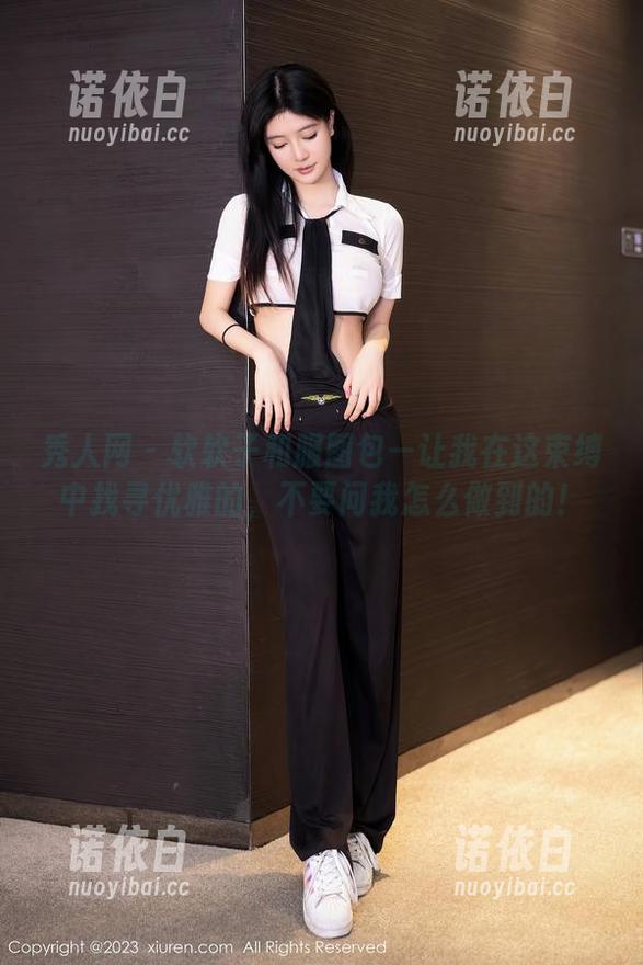 秀人网-软软子 秀人网 - 软软子和服图包—让我在这束缚中找寻优雅的,不要问我怎么做到的!