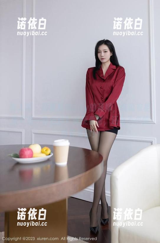 秀人网 - 顾楚楚Maily的花嫁，谁说衣柜里只有一件白纱？随便看看，还有不少惊喜等着你！