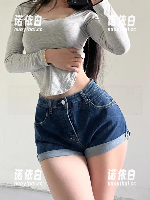 微密圈 - 粉色的猪陈佩奇的白裙原图，分享走一波，顺便捡个小心心？