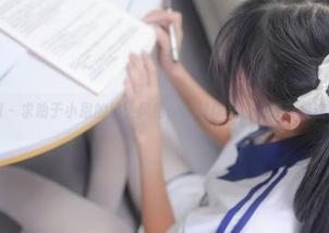 紧急企划 - 求助于小恩的护士风格：定制作品，偏偏就是这股劲儿。