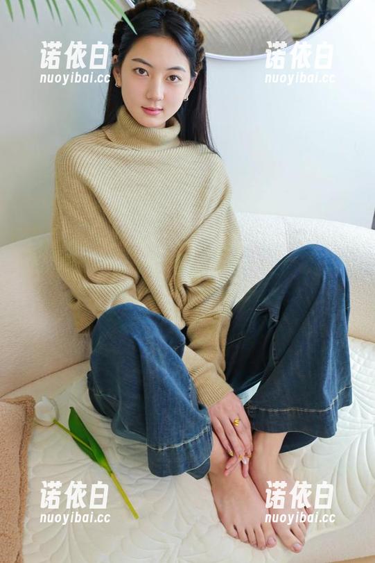 绮梦摄影-子涵 绮梦摄影 - 子涵的私房写真:甜心与嘲讽的完美邂逅,谁会是施害者?