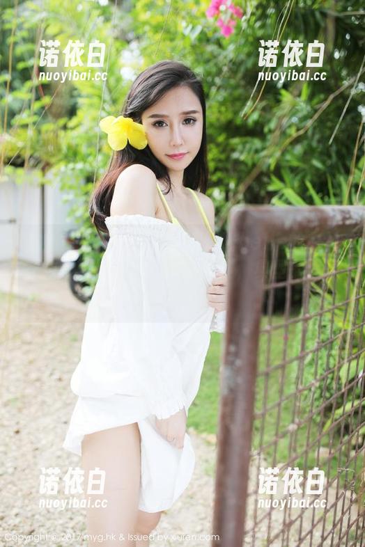 美媛馆-媛媛酱belle 美媛馆 - 在线昂首:媛媛酱belle的白衬衫风格,随意但也不乏态度,典型的大家闺秀吧?