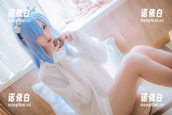 小猫私房：美图下的羽生三未，谁能拒绝这种诱惑？