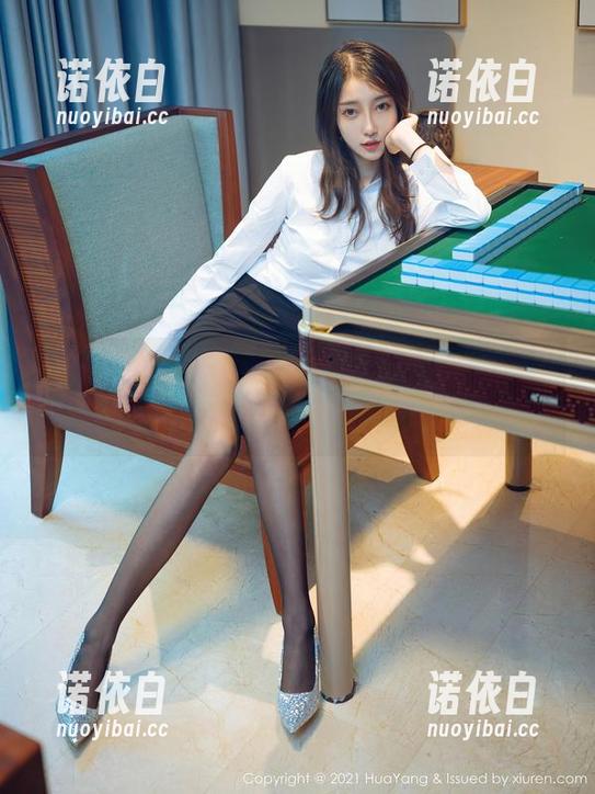 花漾show - 小海臀带来的精选写真，不一样的女孩，却有着相同的俏皮。