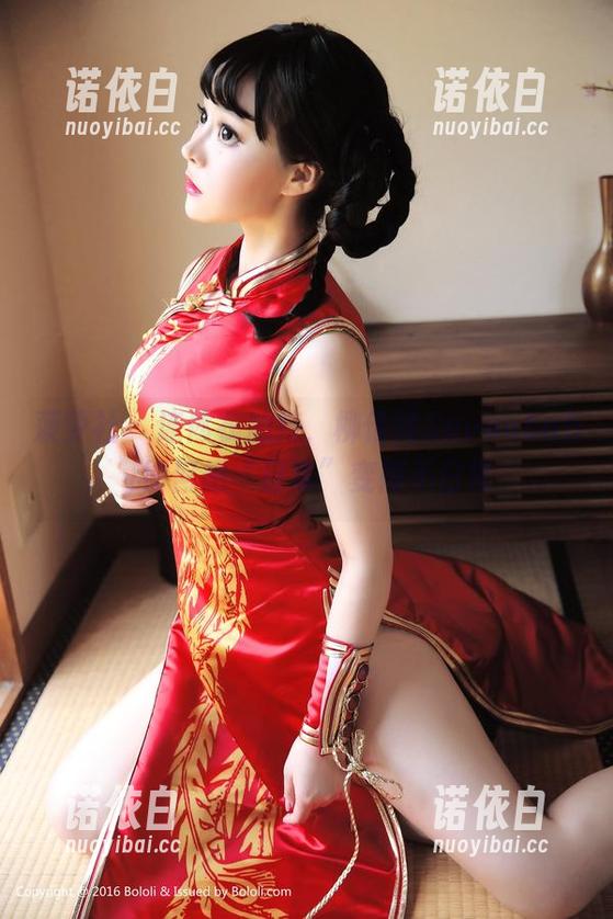 菠萝社-柳侑绮Sevenbaby 菠萝社 - 连体衣加持,柳侑绮Sevenbaby如何把“日常”变得不日常