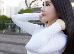 蜜桃社 - 高清原图警告！佩琦Pinky和她的丝袜，你可能会不知道自己在看什么…