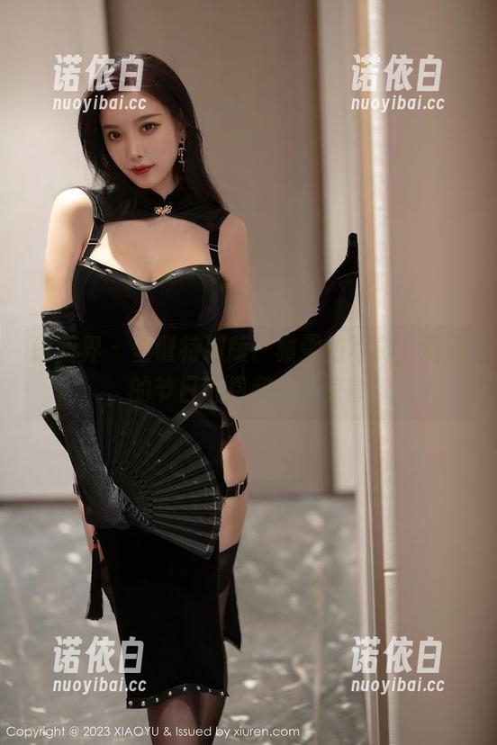 语画界-雅雯 语画界 - 圣诞特别版:雅雯的写真,满满的节日气息和意外惊喜