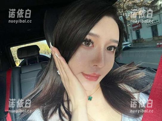 微密圈 - 拿下金希儿的怼镜写真作品！这让我意识到，快乐真的藏在小细节里！