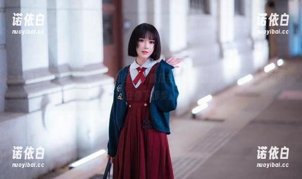 阿包也是兔娘 阿包也是兔娘的校园图集-每张图都像是在低声讲述着什么,真让我忍不住停下脚步。