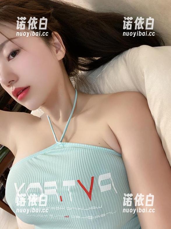 雪怡妹纸 微密圈 - 雪怡妹纸私拍连体衣,图包里请注意心脏!